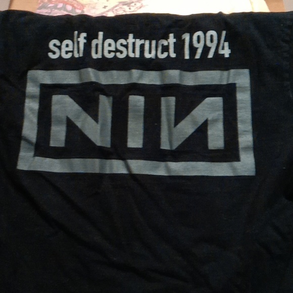 NIN Tee - Picture 3 of 4